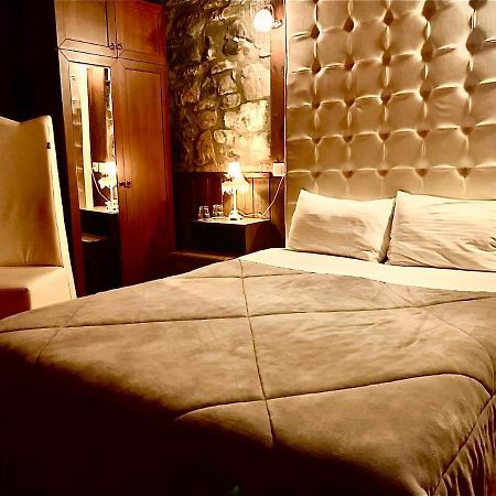 Chalet Asteras Tou Vorra 팔라이오스 아기오스 아타나시오스 외부 사진