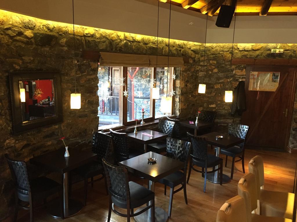 Chalet Asteras Tou Vorra 팔라이오스 아기오스 아타나시오스 외부 사진